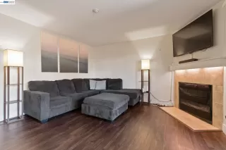 Photo #4: 41136086 Listing
