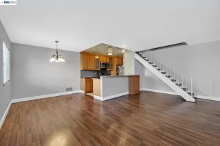 Photo #1: 41136091 Listing 