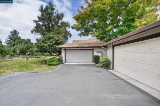 Photo #1: 41136171 Listing 