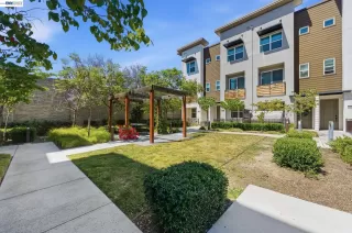 Photo #2: 41136173 Listing 