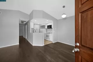 Photo #5: 41136199 Listing 