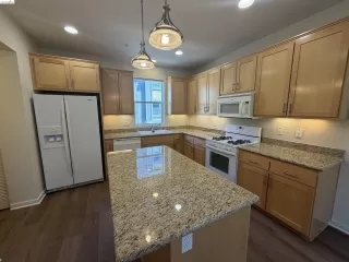 Photo #1: 41136244 Listing 