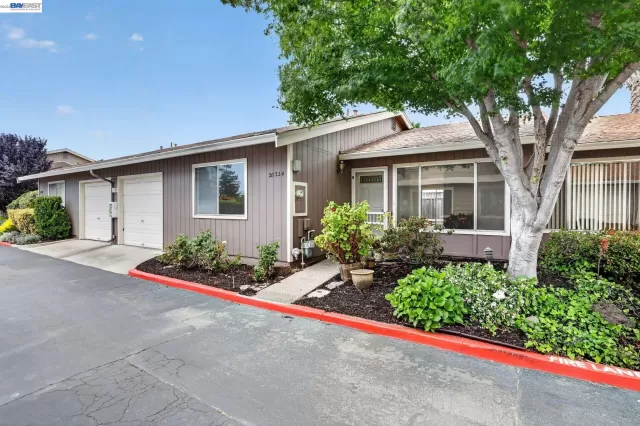 MLS: 41136255 Condo For Sale