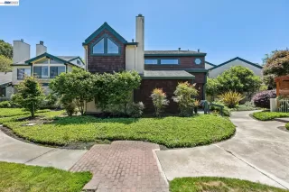 Photo #2: 41136359 Listing