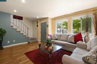 Photo #4: 41136367 Listing