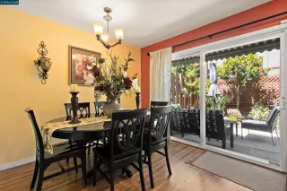 Photo #5: 41136367 Listing