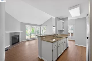 Photo #3: 41136391 Listing 