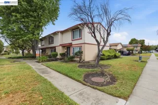 Photo #2: 41136422 Listing