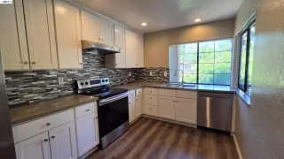 Photo #3: 41136427 Listing