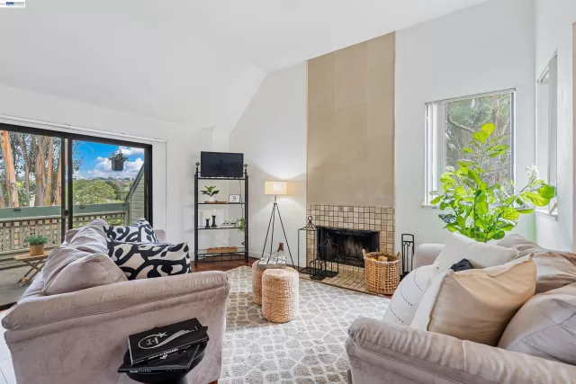 MLS: 41136479 Condo For Sale