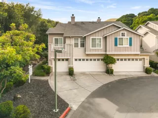 More Details about MLS # 41136496 : 10636 ROYS HILL LN