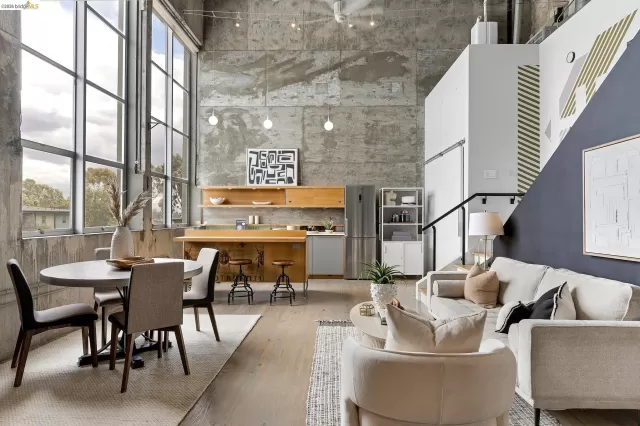 MLS: 41136546 Condo For Sale