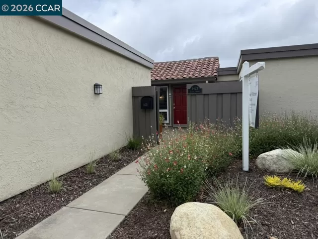 MLS: 41136553 Condo For Sale