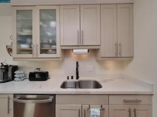 Photo #4: 41136556 Listing