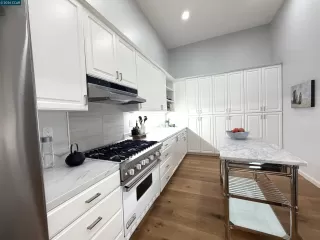 Photo #1: 41136572 Listing 