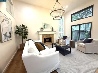 Photo #2: 41136572 Listing 