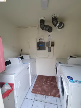 Photo #5: 41136590 Listing