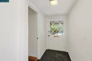 Photo #2: 41136621 Listing