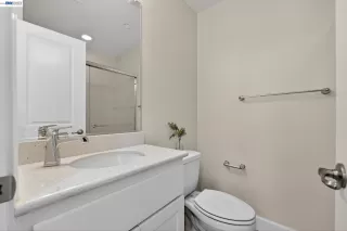 Photo #5: 41136623 Listing