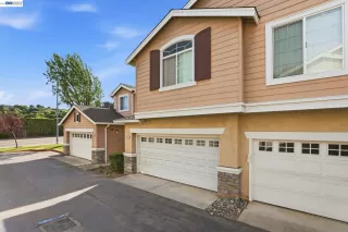 Photo #1: 41136632 Listing 