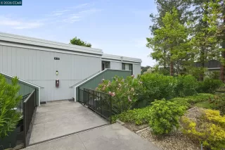 Photo #2: 41136633 Listing 