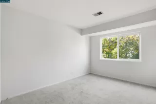 Photo #6: 41136638 Listing