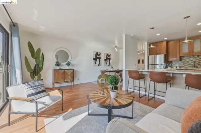 MLS: 41136723 Condo For Sale