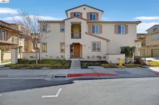 Photo #2: 41136731 Listing 