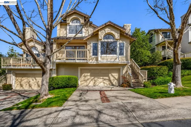MLS: 41136750 Condo For Sale