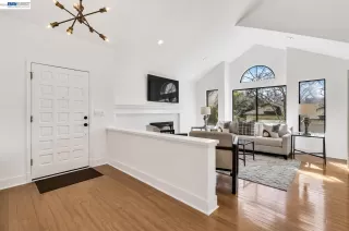 Photo #1: 41136750 Listing 