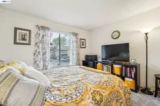 Photo #6: 41136779 Listing