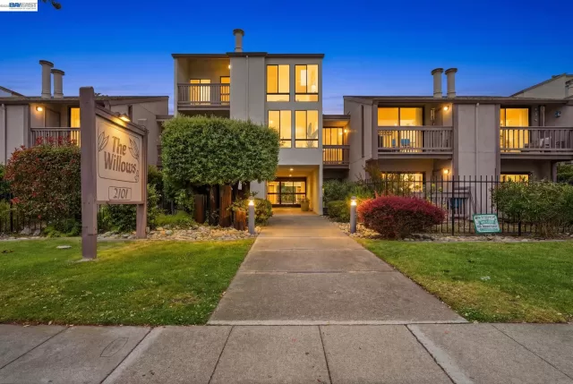 MLS: 41136817 Condo For Sale