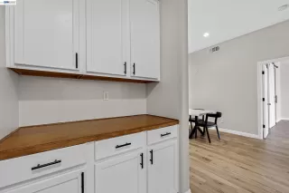Photo #6: 41136863 Listing