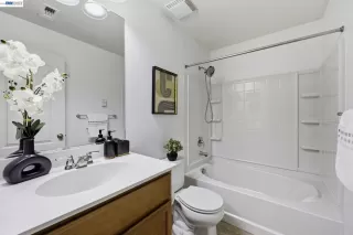 Photo #6: 41136867 Listing