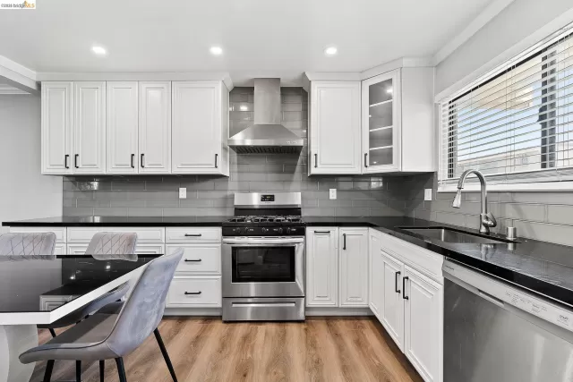 MLS: 41137052 Condo For Sale