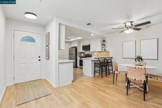 Photo #4: 41137077 Listing 