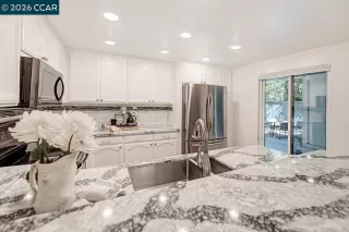Photo #1: 41137148 Listing 
