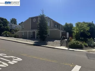 Photo #2: 41137368 Listing
