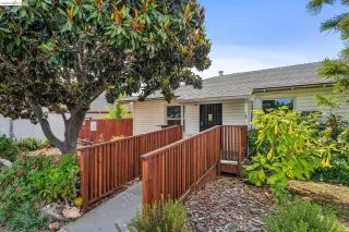 Photo #2: 41137399 Listing