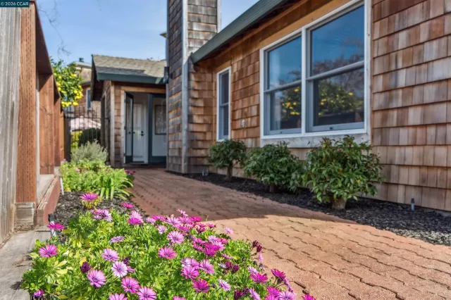 MLS: 41137427 Condo For Sale