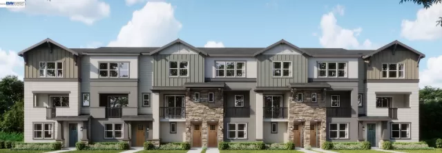 MLS: 41137483 Condo For Sale