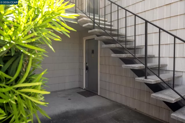 MLS: 41137551 Condo For Sale