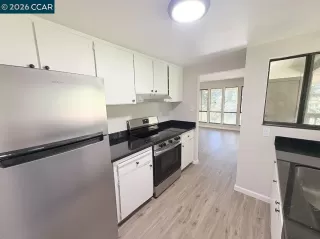 Photo #4: 41137553 Listing