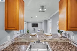 Photo #5: 41137578 Listing 