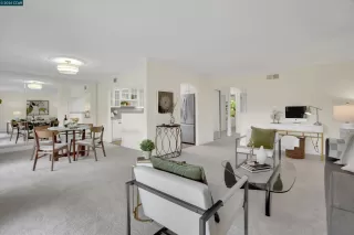 Photo #1: 41137597 Listing