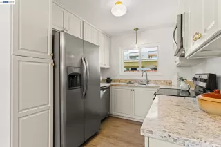 Photo #6: 41137607 Listing 