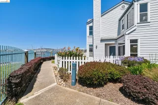 Photo #2: 41137613 Listing 