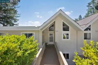 More Details about MLS # 41137651 : 124 ASCOT CT # B