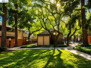 Photo #2: 41137652 Listing