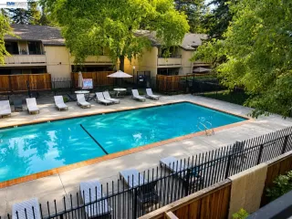 Photo #4: 41137652 Listing